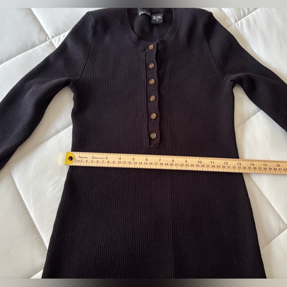 Moda International Classic Black Long Sleeve Knit Dress, size M - Picture 6 of 7
